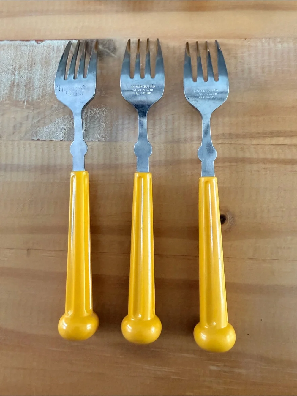 6 Vintage Oxford Hall Stainless Steel Yellow Plastic Handle 7” Forks Utensil